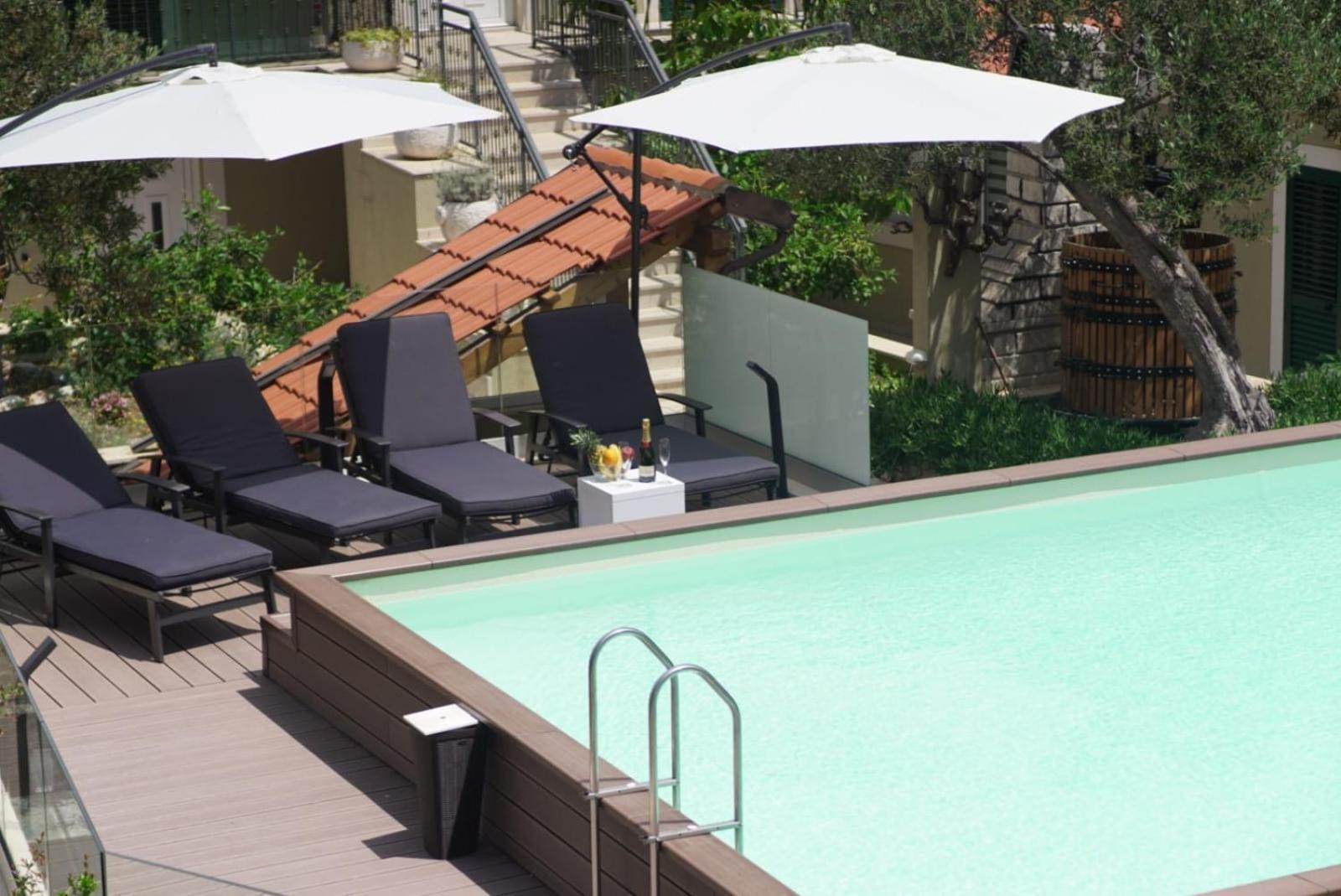 Hotel Fortuna Milna  Ngoại thất bức ảnh
