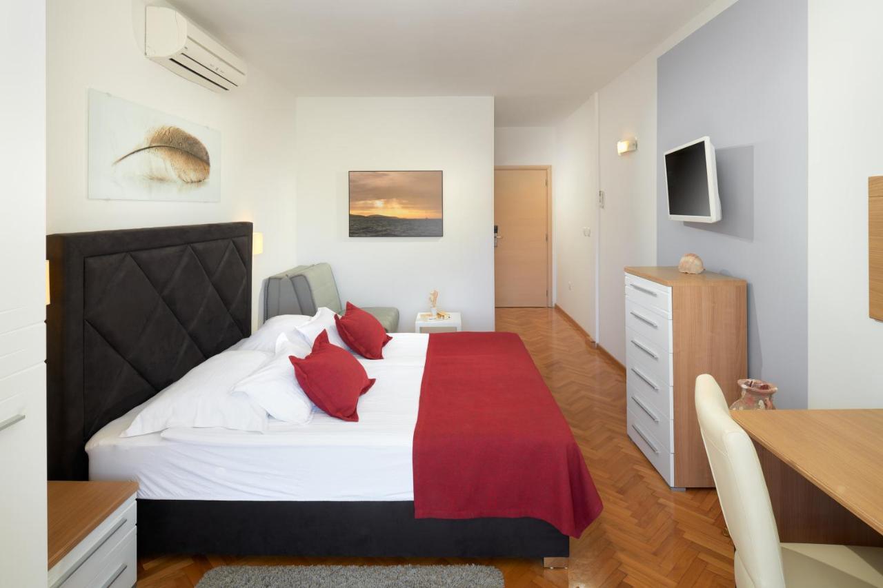 Hotel Fortuna Milna  Ngoại thất bức ảnh